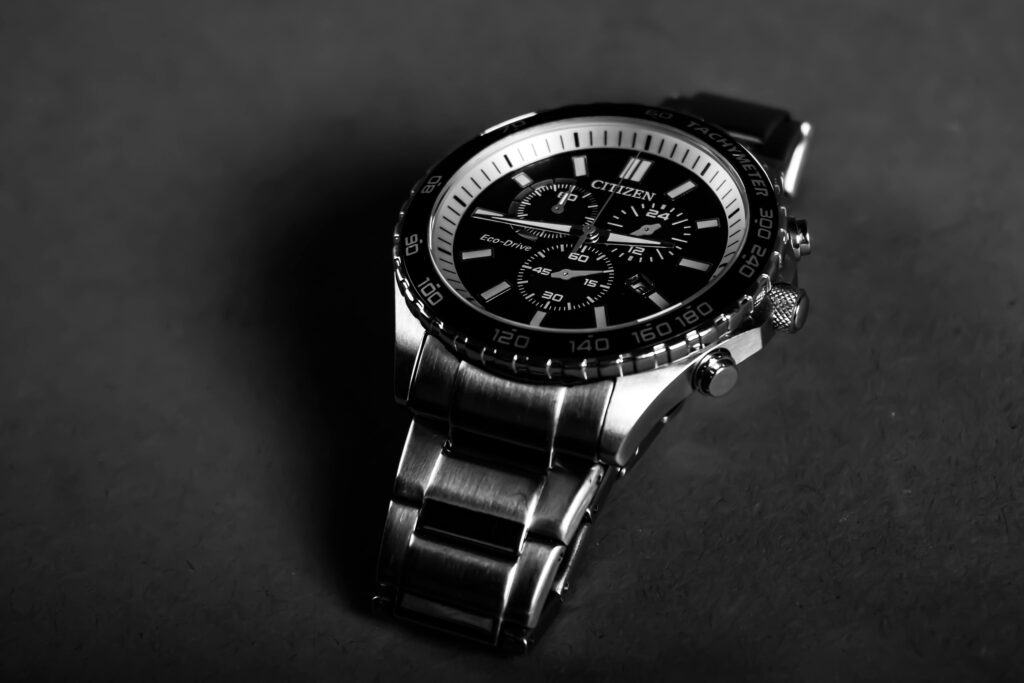 Elegant black metal timepiece for men